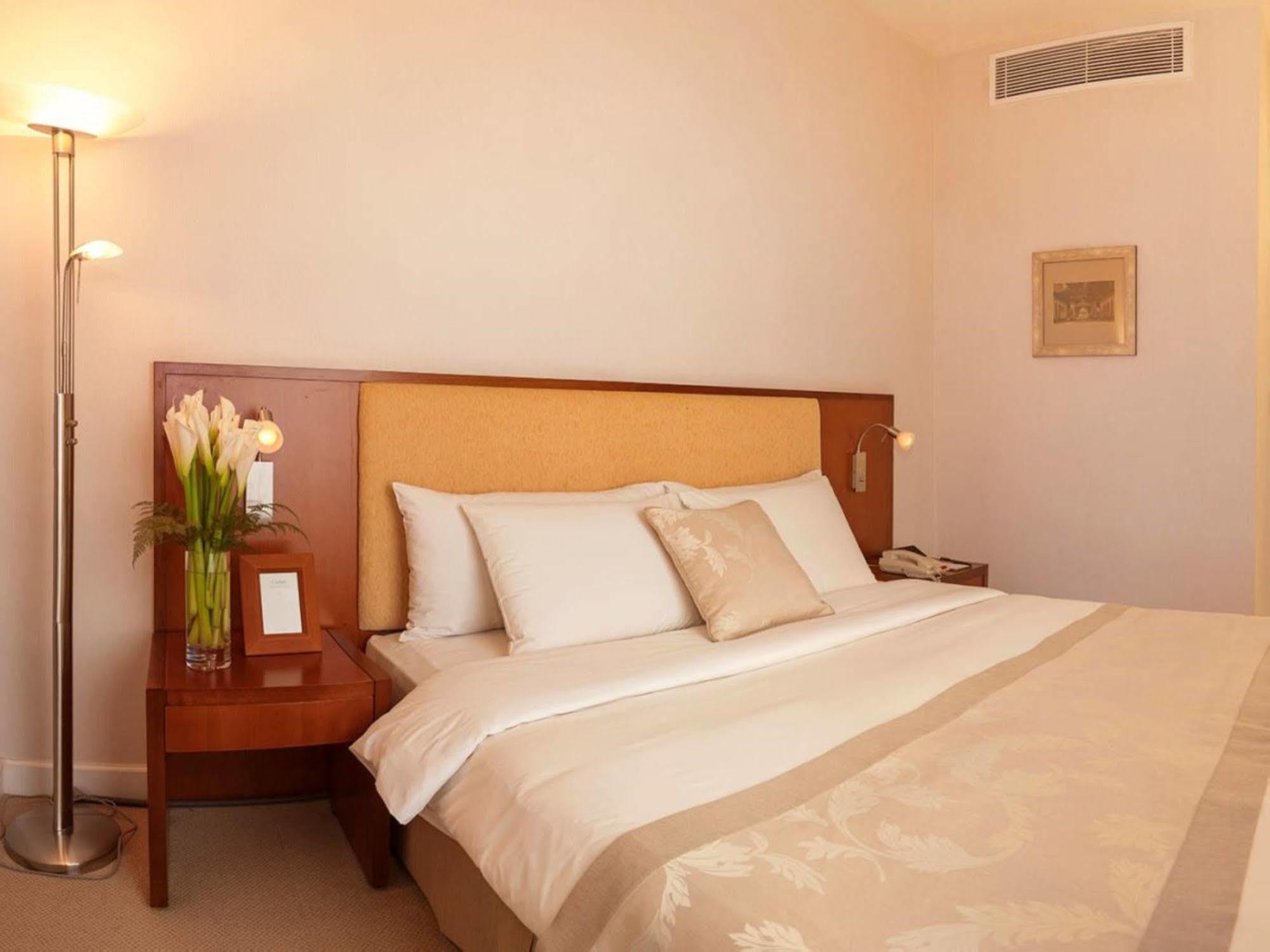Catina Saigon Hotel Ho Si Minh-város Kültér fotó